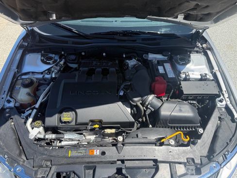 Used 2012 Lincoln MKZ AWD image 17
