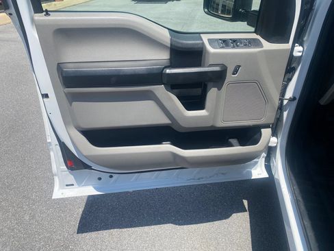 Used 2019 Ford F350 XL w/ Power Equipment Group RWD image 8