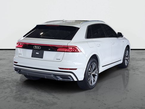 Used 2023 Audi Q8 Premium Plus w/ Premium Plus Package AWD/4WD image 2