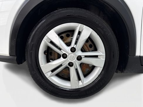Used 2023 Nissan Kicks S FWD image 48