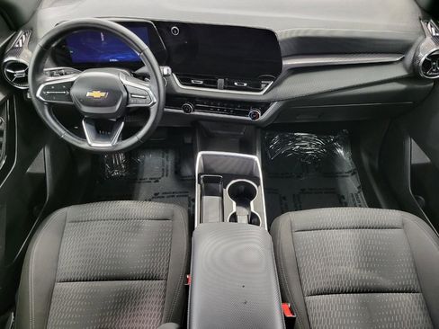 Used 2025 Chevrolet Equinox LT image 7