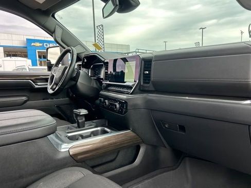 Used 2023 Chevrolet Silverado 1500 RST w/ Max Trailering Package AWD/4WD image 33