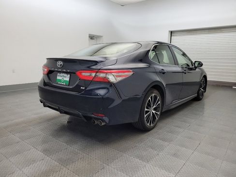 Used 2018 Toyota Camry SE image 9
