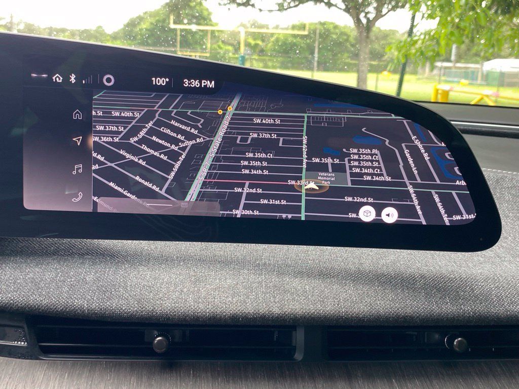Used 2024 Lucid Air Pure RWD image 25