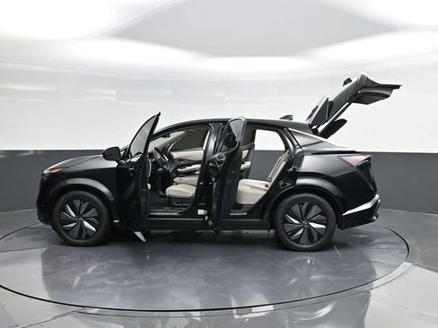 Used 2023 Nissan Ariya FWD image 46