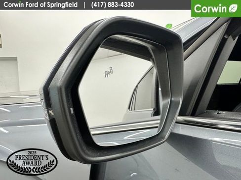 Used 2025 Volkswagen Atlas Cross Sport SE AWD/4WD image 35