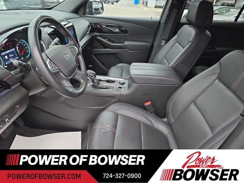 Used 2023 Chevrolet Traverse RS image 9