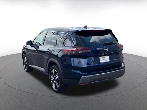 Used 2026 Nissan Rogue SL AWD/4WD image 11