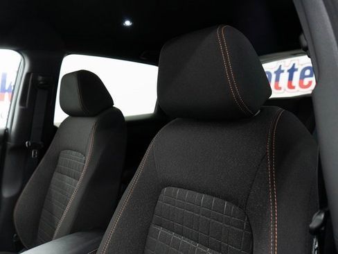 Certified 2025 Honda HR-V Sport image 17