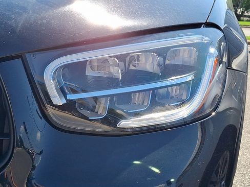 Used 2022 Mercedes-Benz GLC 43 AMG 4MATIC w/ Multimedia Package Lite image 8