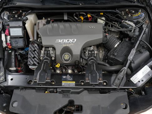 Used 2002 Chevrolet Monte Carlo SS w/ Preferred Equipment Group FWD image 26