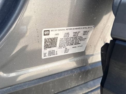 Used 2021 GMC Terrain SLE w/ Driver Convenience Package image 17