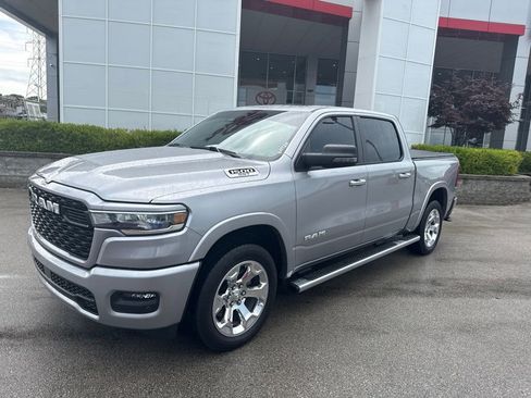 Used 2025 RAM 1500 Big Horn AWD/4WD image 7