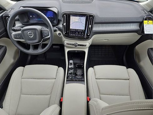 New 2026 Volvo XC40 B5 Plus w/ Protection Package Premier AWD/4WD image 17