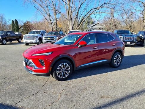 Used 2025 Buick Envision Preferred image 8