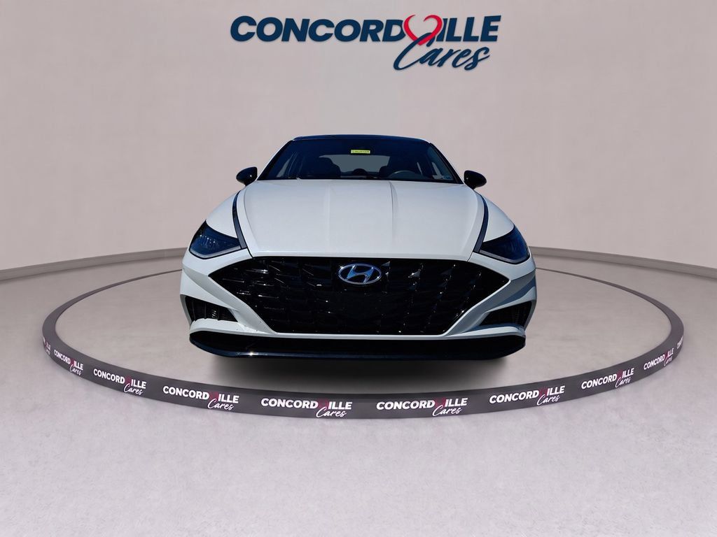 Used 2022 Hyundai Sonata SEL Plus FWD image 2