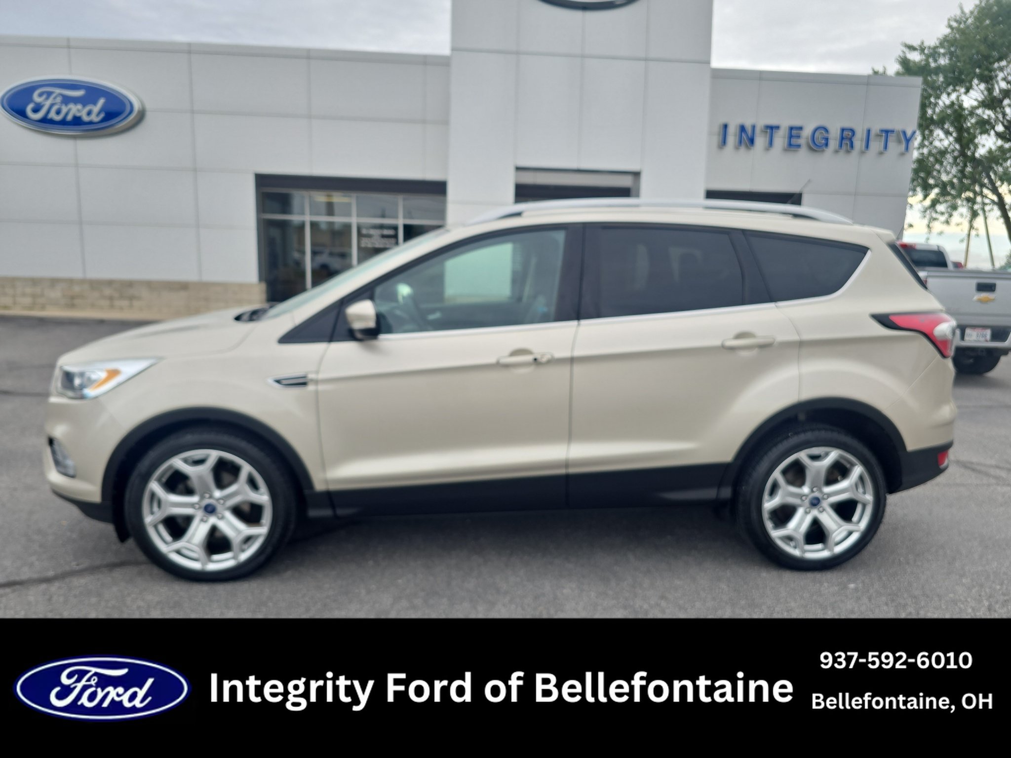 Used 2017 Ford Escape Titanium FWD image 1