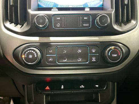 Used 2021 Chevrolet Colorado LT w/ LT Convenience Package image 17