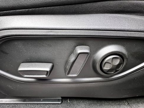 New 2025 Jeep Grand Cherokee Limited image 42