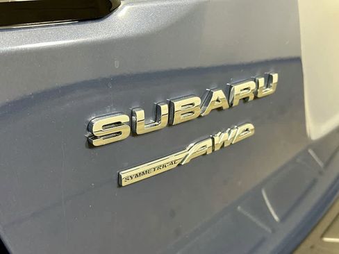 Used 2025 Subaru Outback Premium AWD/4WD image 7