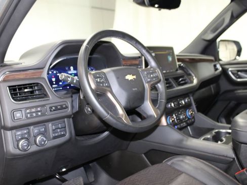 Used 2024 Chevrolet Tahoe High Country image 16