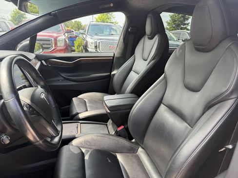 Used 2020 Tesla Model X Long Range AWD/4WD image 10