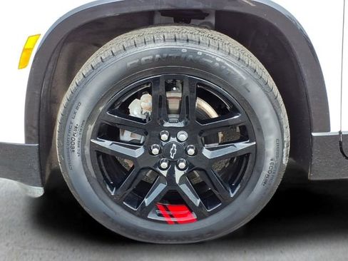 Used 2023 Chevrolet Traverse Premier w/ Redline Edition AWD/4WD image 10