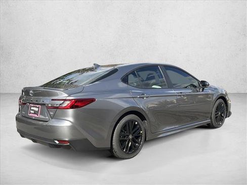 New 2026 Toyota Camry SE image 5