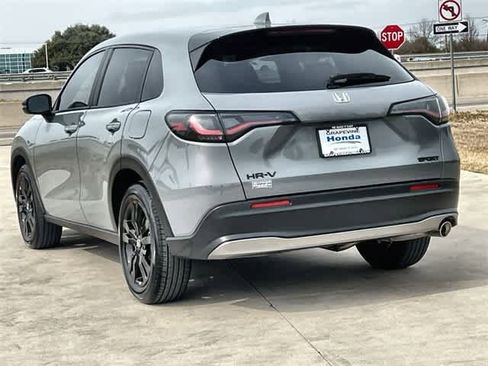 Used 2026 Honda HR-V Sport image 5