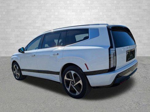 New 2026 Hyundai Ioniq 9 Calligraphy image 4