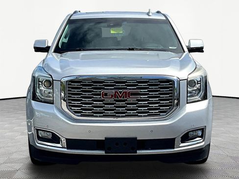 Used 2018 GMC Yukon XL Denali w/ Denali Ultimate Package AWD/4WD image 2