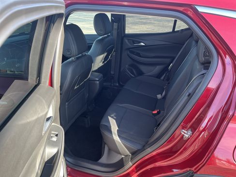 Used 2020 Buick Encore GX Preferred w/ Cold Weather Comfort Package image 12