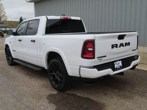 New 2026 RAM 1500 Laramie AWD/4WD image 9