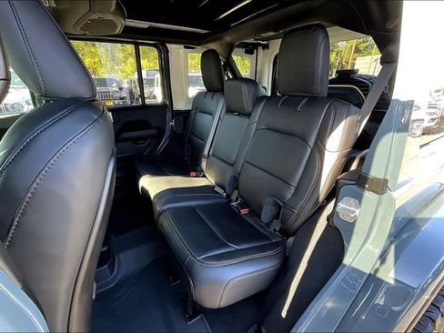New 2025 Jeep Wrangler Unlimited Rubicon 392 image 12