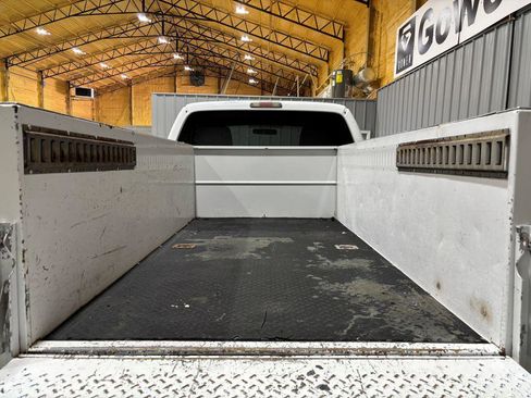 Used 2011 Ford F250 XL AWD/4WD image 19