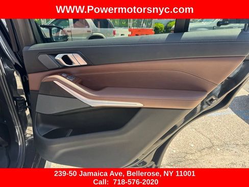 Used 2023 BMW X7 M60i w/ Executive Package AWD/4WD image 33