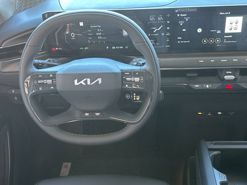 New 2026 Kia EV9 Land AWD/4WD image 14
