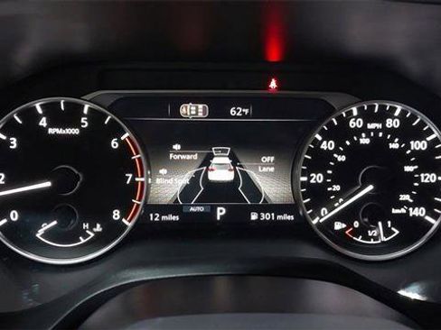 Used 2026 Nissan Rogue SV AWD/4WD image 22
