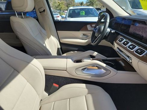 Used 2024 Mercedes-Benz GLE 450 4MATIC image 34