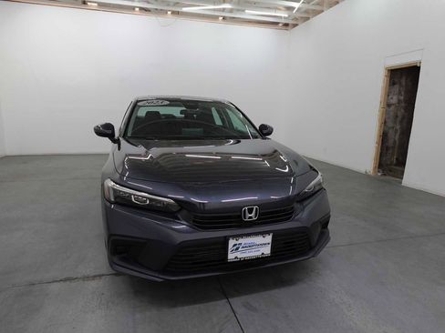 Used 2023 Honda Civic EX image 3
