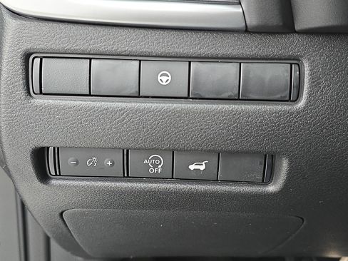 New 2026 Nissan Rogue SV image 25