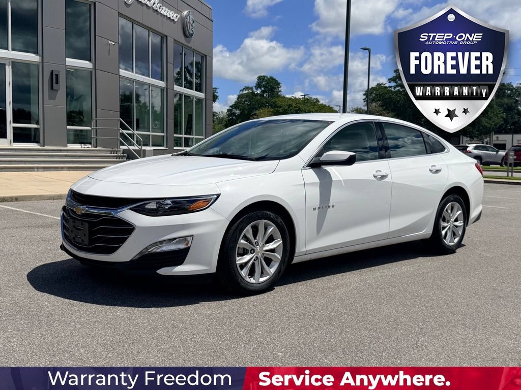 Used 2025 Chevrolet Malibu LT FWD image 2