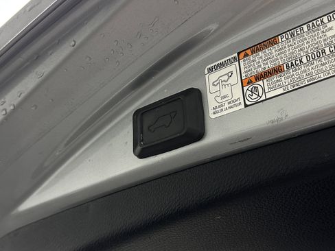 Used 2016 Toyota RAV4 XLE FWD image 29