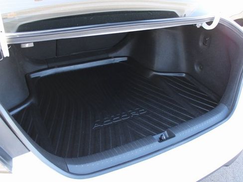 Used 2024 Honda Accord EX image 27