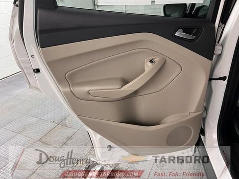 Used 2019 Ford Escape SE FWD image 27