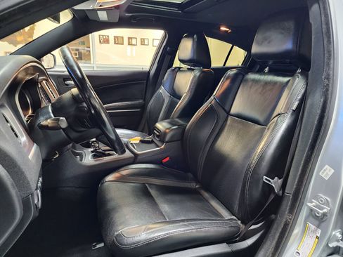 Used 2021 Dodge Charger SXT w/ Leather Interior Group image 15