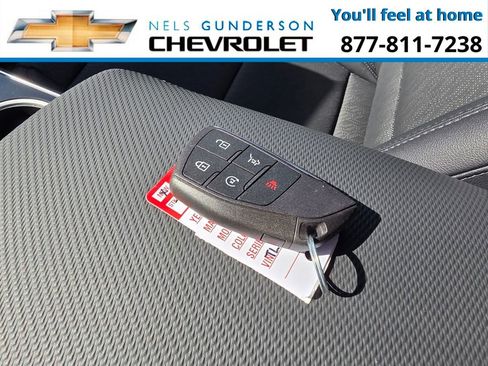 New 2026 Chevrolet Equinox LT w/ Convenience Package II AWD/4WD image 33