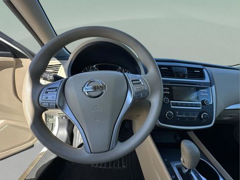Used 2017 Nissan Altima 2.5 S w/ Power Driver Seat Package image 10
