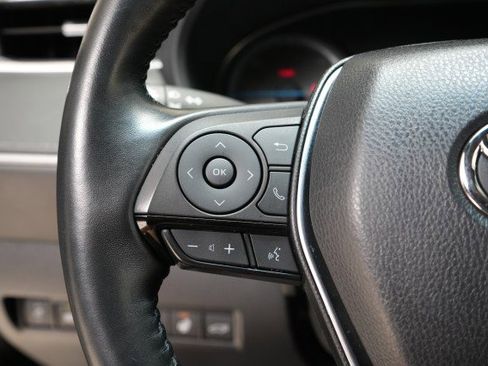 Used 2021 Toyota Venza XLE image 44