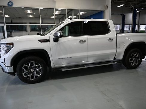 New 2026 GMC Sierra 1500 SLT w/ SLT Premium Plus Package image 10